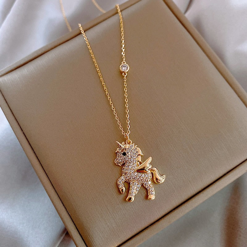 Colgante Unicornio en Circonitas