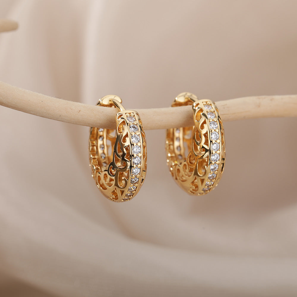 Aretes Minimalistas Mandala en Oro