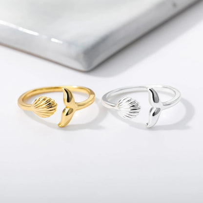 Anillo Ajustable Cola de Sirena con Concha en Oro