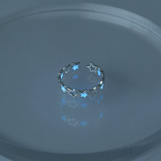 Anillo de Estrellas Luminosas en Plata