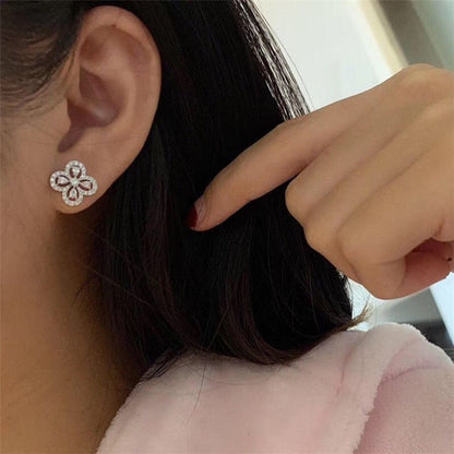 Aretes de Lujo Trébol de Cuatro Hojas en Plata