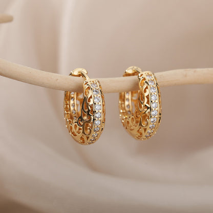 Aretes Minimalistas Mandala en Oro