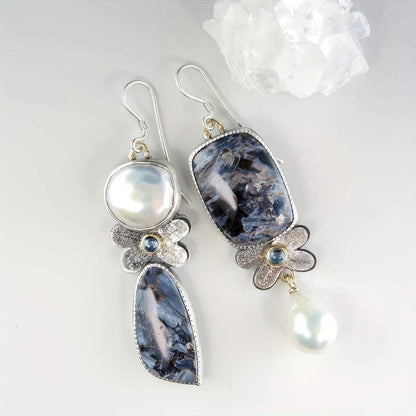 Aretes Oscuros con Perlas Vintage
