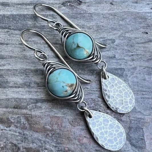 Ethnic Silver Color Metal Carving Pattern Earrings Vintage Round Inlaid Imitation Turquoise Dangle Earrings for Women Jewelry